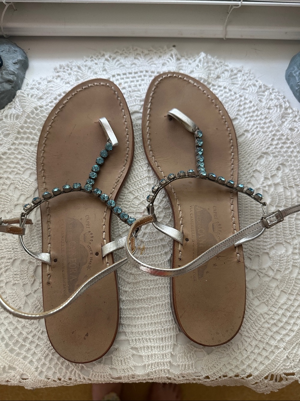 Amadeo Cantora Italy, leather sandals Silver T-Strap Aqua Gem Detailing EU 41